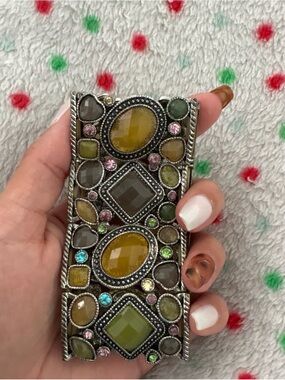 Vintage American Vintage Multicolor Jeweled Stretch Bracelet